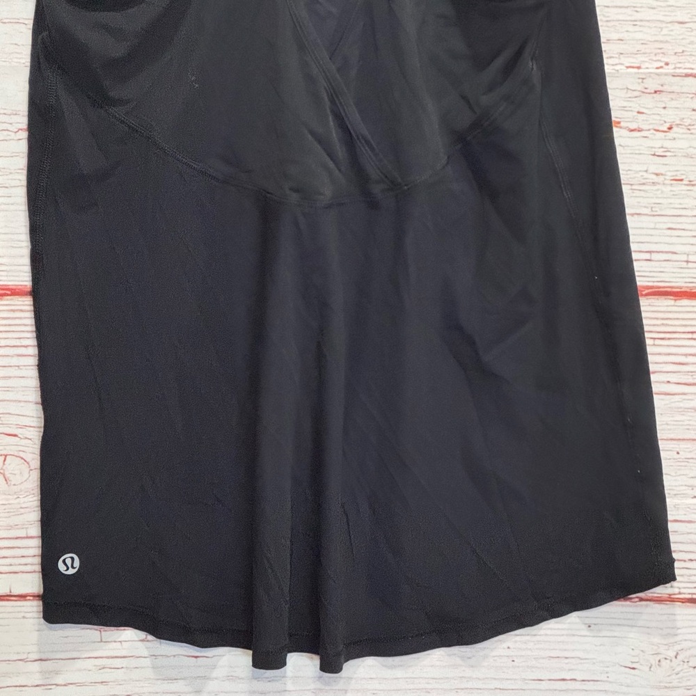 Lululemon Tranquil Tank in Black Sz 4 - Picture 11 of 11